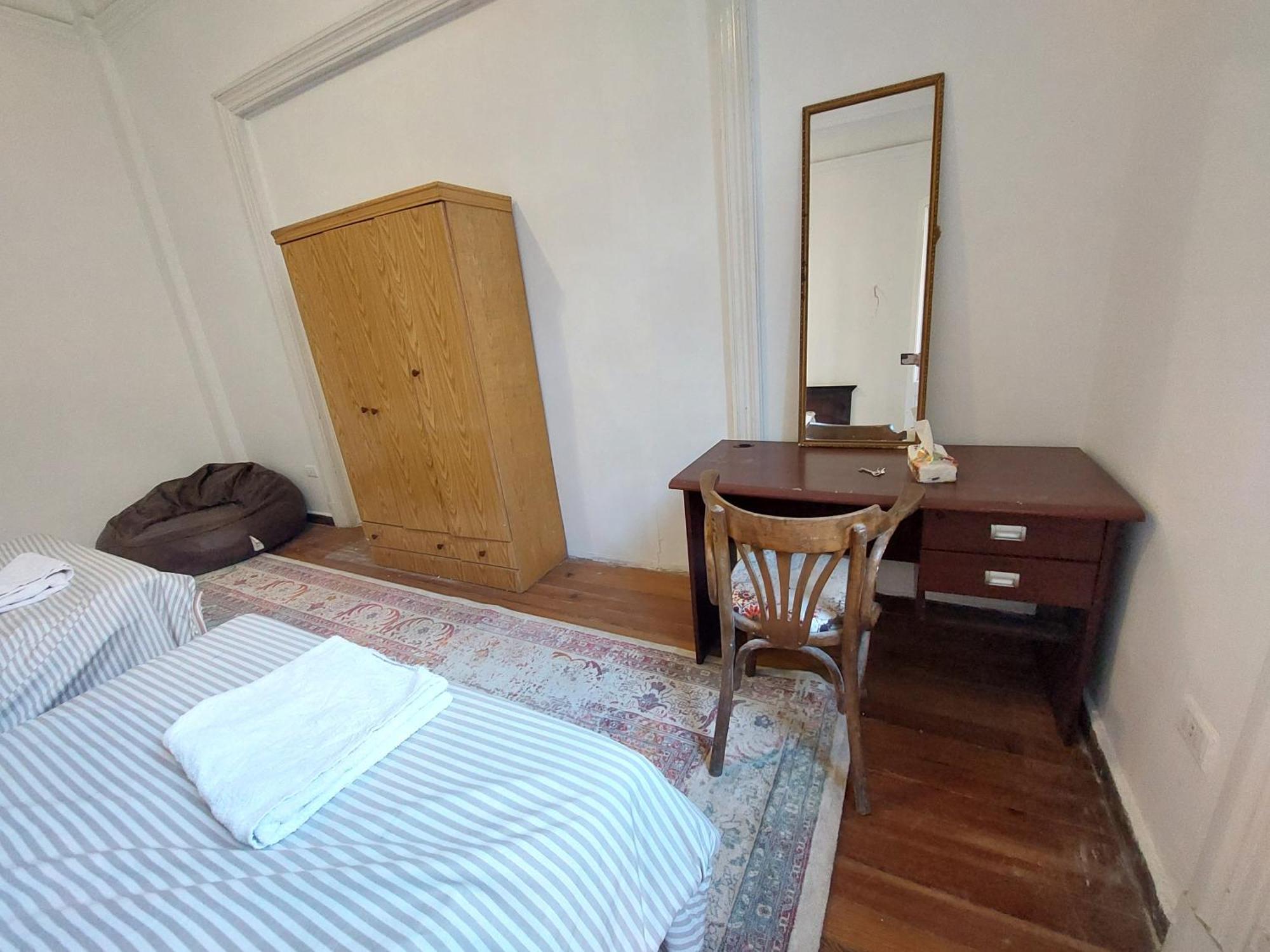 Al- Mazareta A Private Room At Shared Apartment For Men Only No Ladies Allowed غرفة خاصة في شقة مشتركة للرجال فقط ممنوع السيدات仅限男士 女士不允许 Alexandria Eksteriør bilde